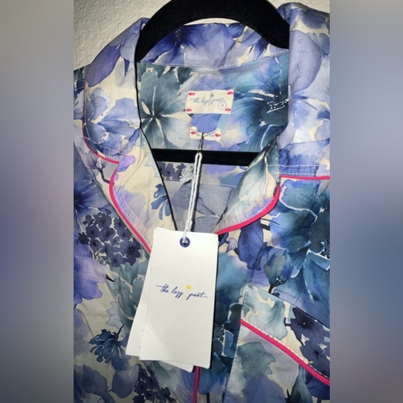 NWT The Lazy Poet Cotton Emma Ocean Flowers Classic Pajama TOP ONLY Size SMALL - Picture 5 of 7